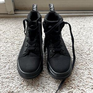 Dr. Marten Combs W Combat Boot